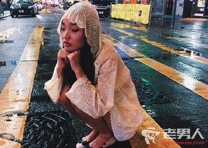 蒋浩铃个人资料,才华横溢的年轻艺术家，跨界融合的创意先锋