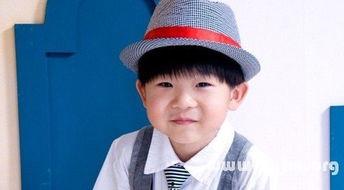 童星小石头个人资料,从璀璨童星到成长蜕变，一路星光熠熠