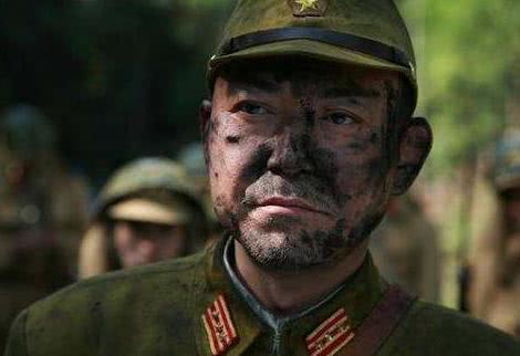 没背景军官,奋斗者的军旅之路