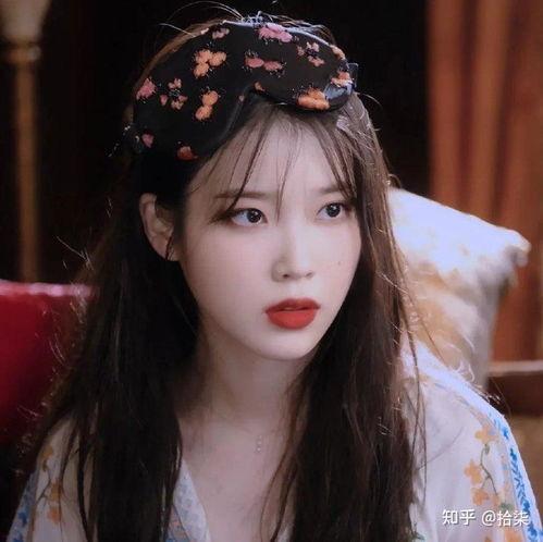 李知恩iu照片,光影交织下的青春魅力