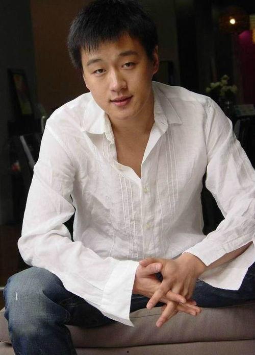 奋斗主要演员表,群星闪耀，共筑青春梦想